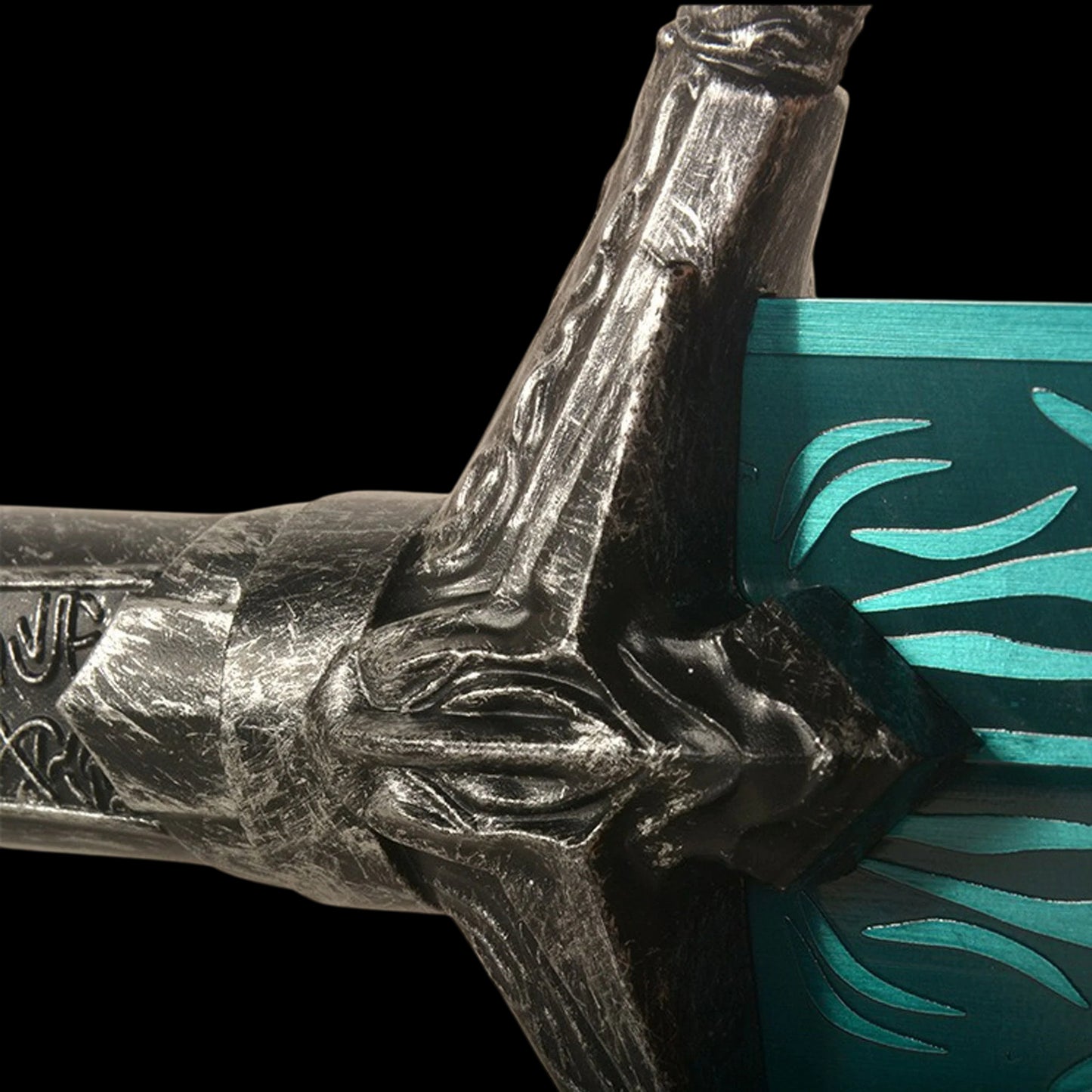 IRL Holy Moonlight Greatsword Life-Size Metal Replica