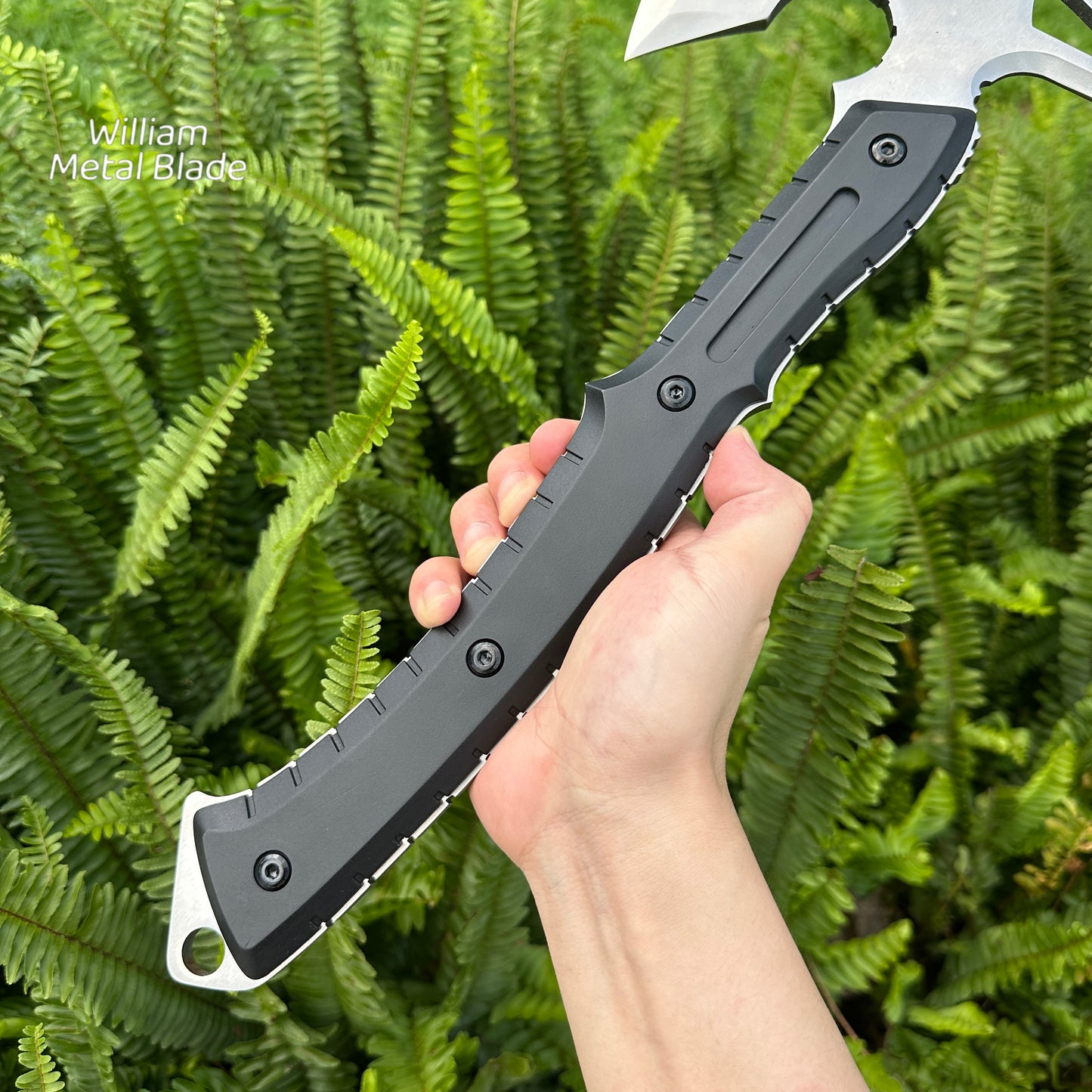 Life-Size Metal Re9 Leon Tactical Axe 37CM/14.5" - Dull Blade Prop For Collection