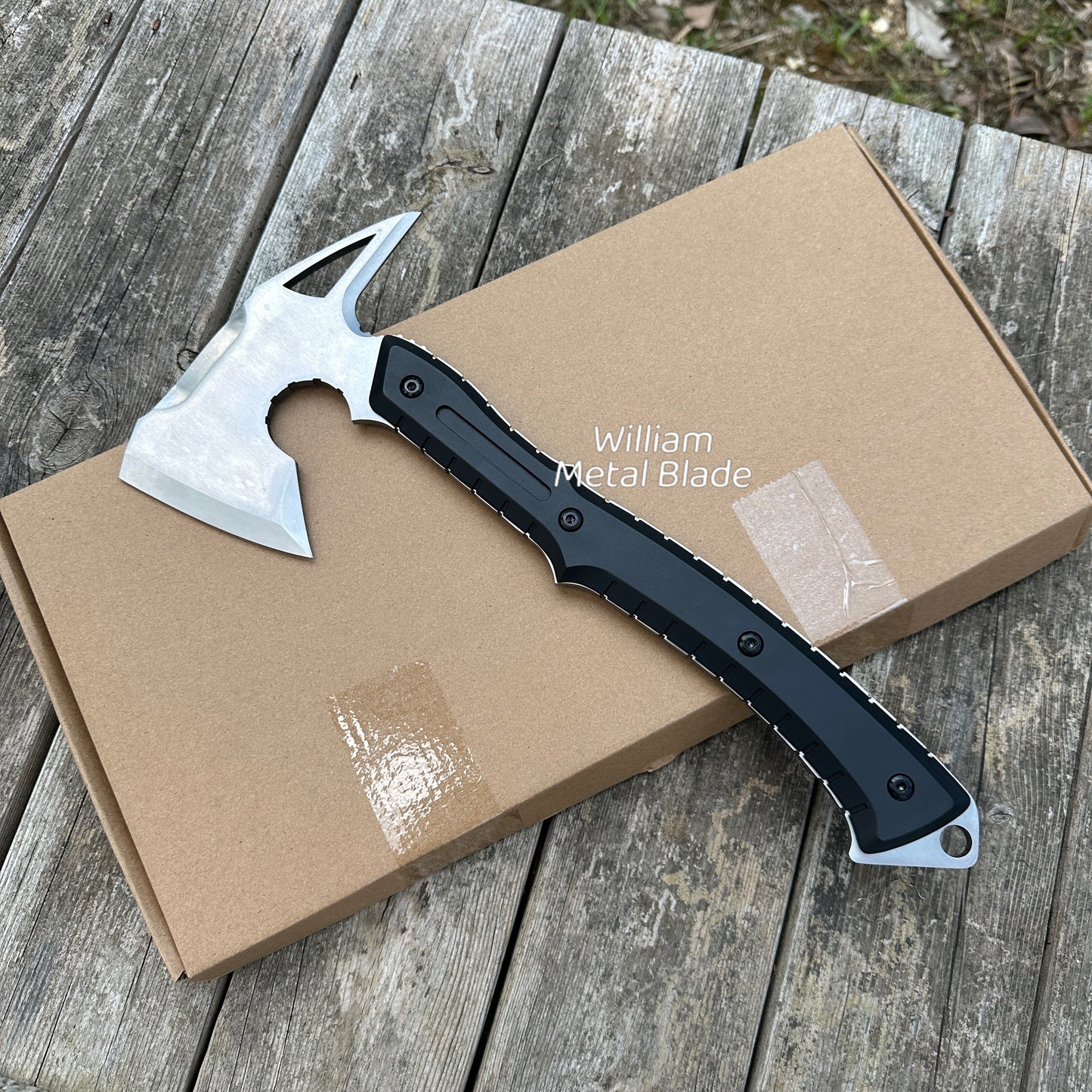 Life-Size Metal Re9 Leon Tactical Axe 37CM/14.5" - Dull Blade Prop For Collection