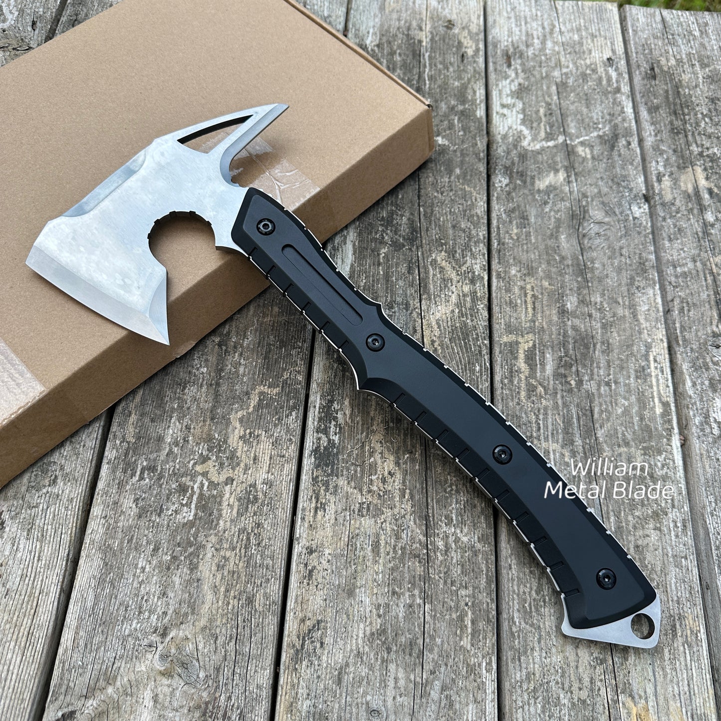 Life-Size Metal Re9 Leon Tactical Axe 37CM/14.5" - Dull Blade Prop For Collection