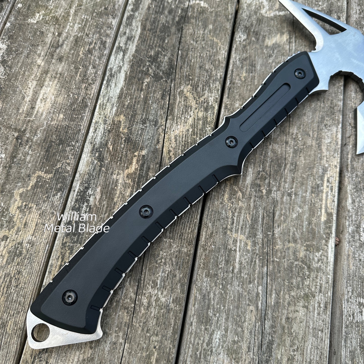 Life-Size Metal Re9 Leon Tactical Axe 37CM/14.5" - Dull Blade Prop For Collection