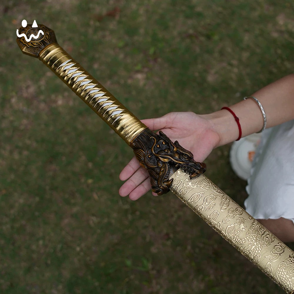 Life-size Chinese Embroidery Spring Knife