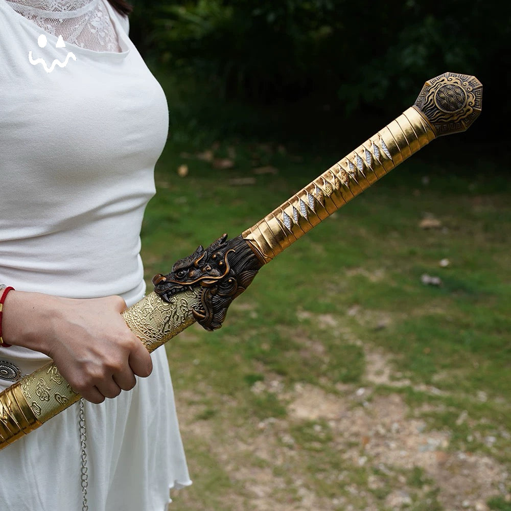 Life-size Chinese Embroidery Spring Knife