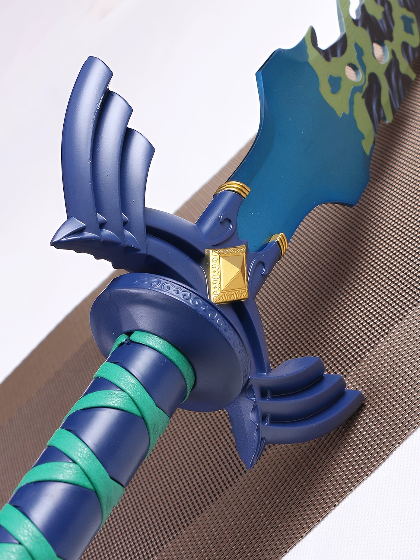 Link Master Sword Life Size Metal Replica Cosplay Prop