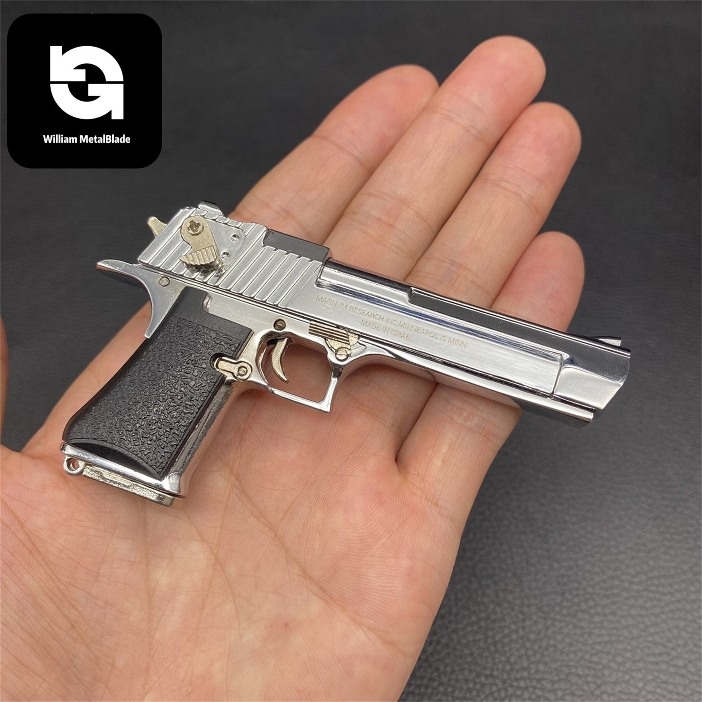 M1911 Miniature Alloy Small Desert Eagle Colt M92f Pistol Toy Gun