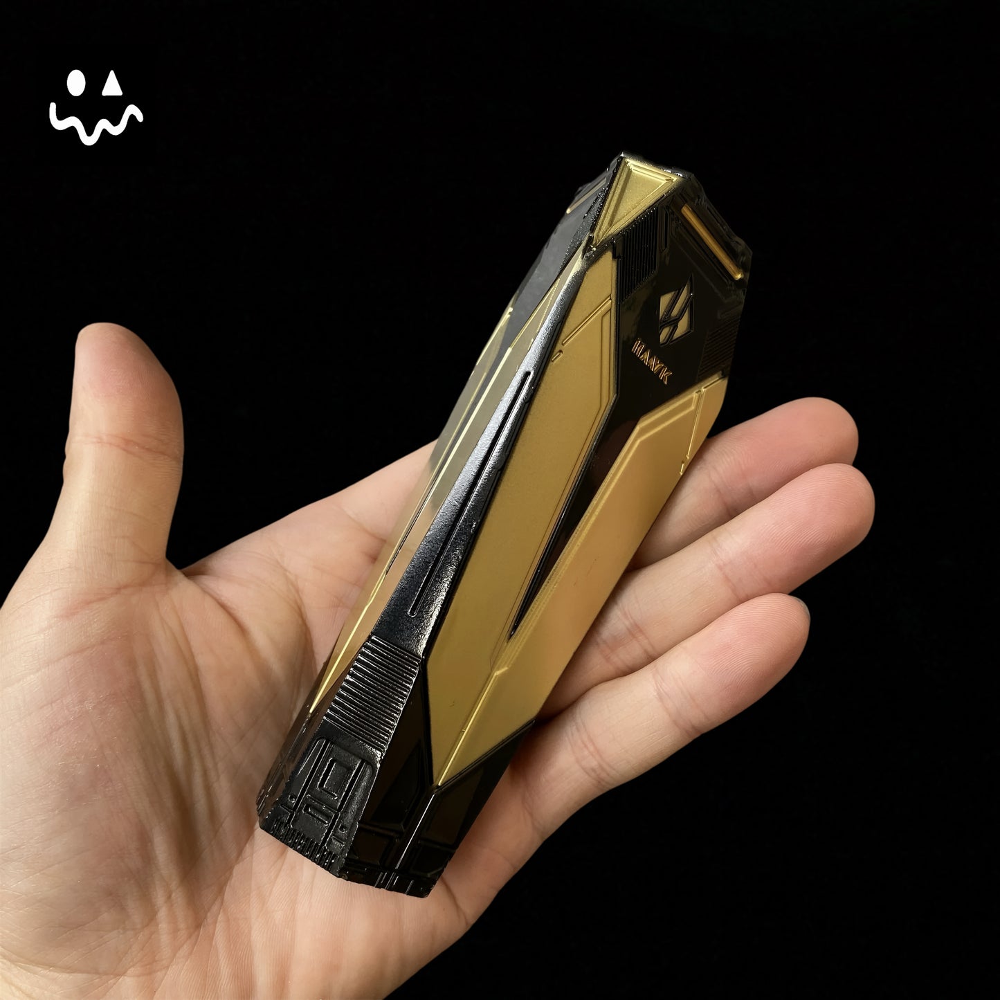 Metal 3D Mandel Brick Replica
