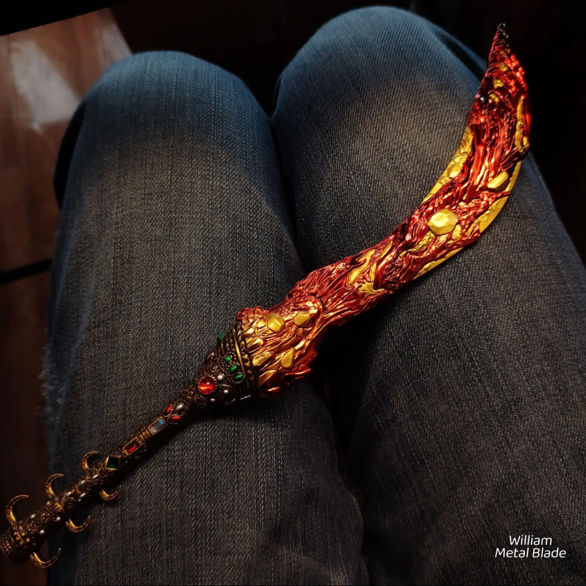 Metal Lava Knife Metal Mini Replica