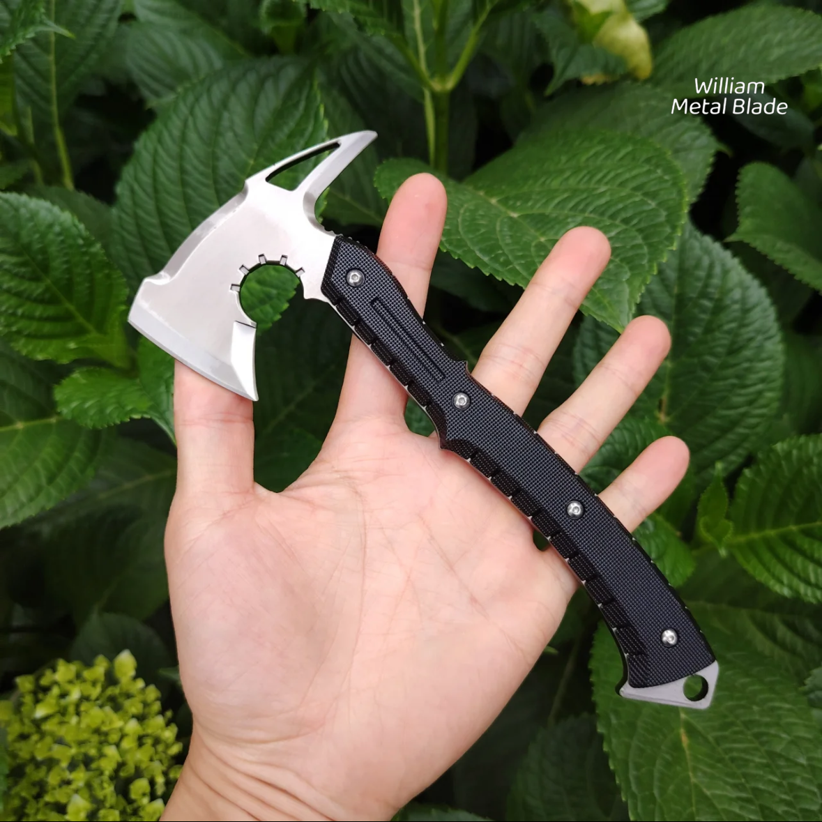 Mini Re4 Leon’s Hatchet Axe Steel Replica