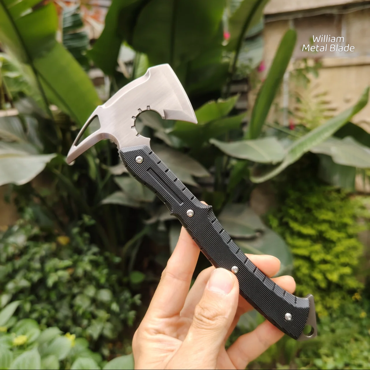 Mini Re4 Leon’s Hatchet Axe Steel Replica