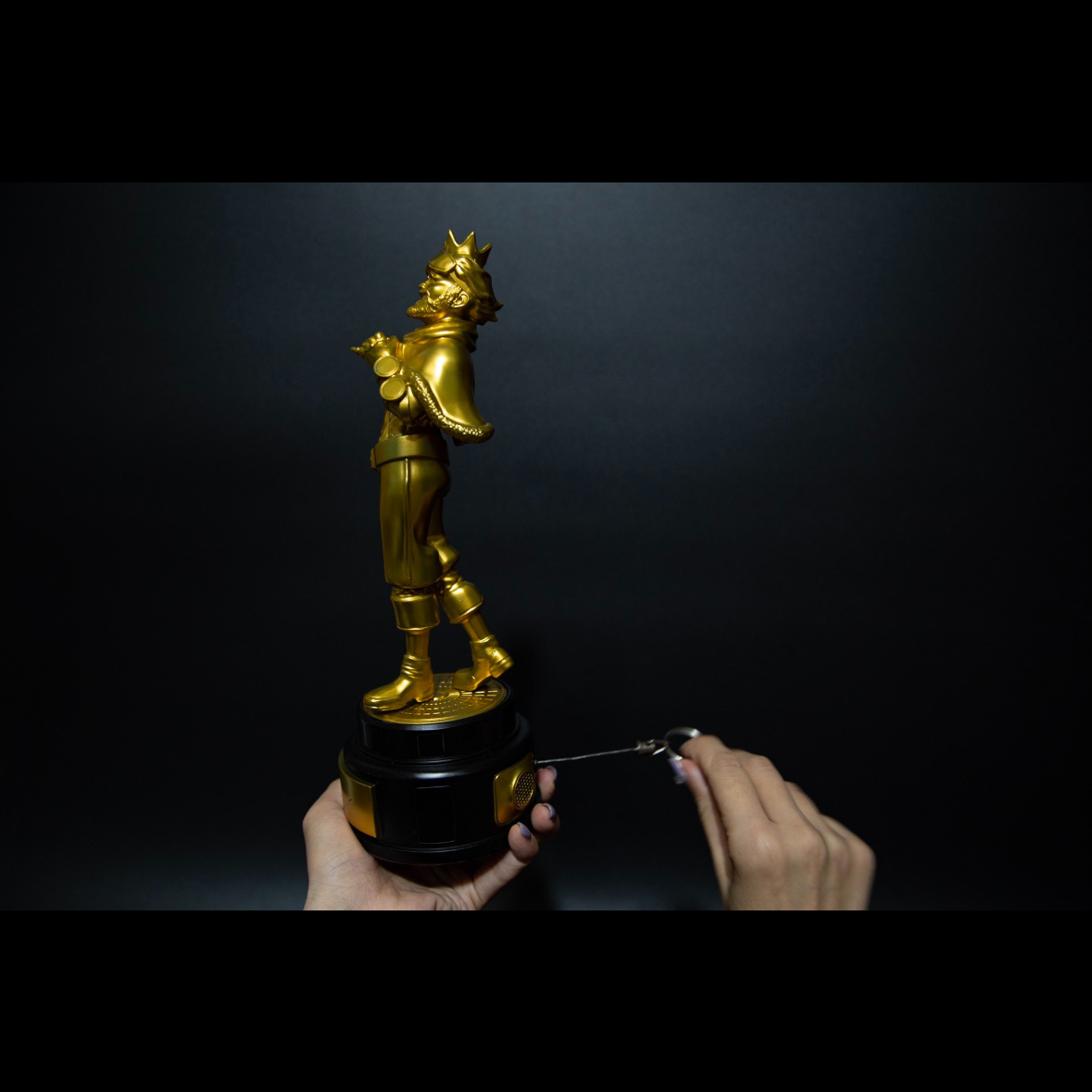 Mirage Heirloom Life-Size Shiny Trophy 3D Printed Replica