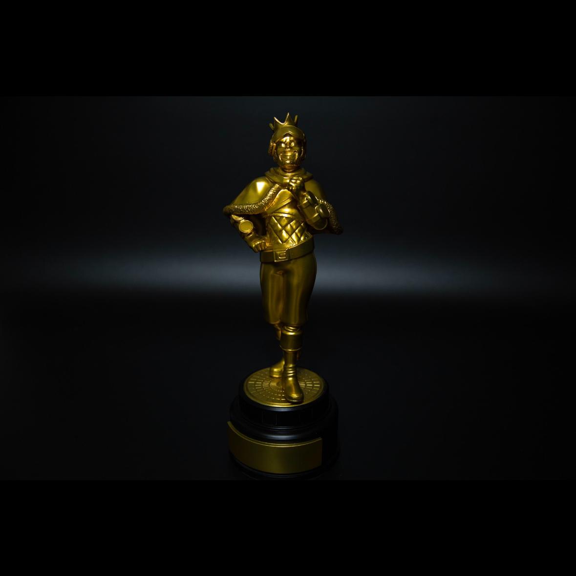 Mirage Heirloom Life-Size Shiny Trophy 3D Printed Replica