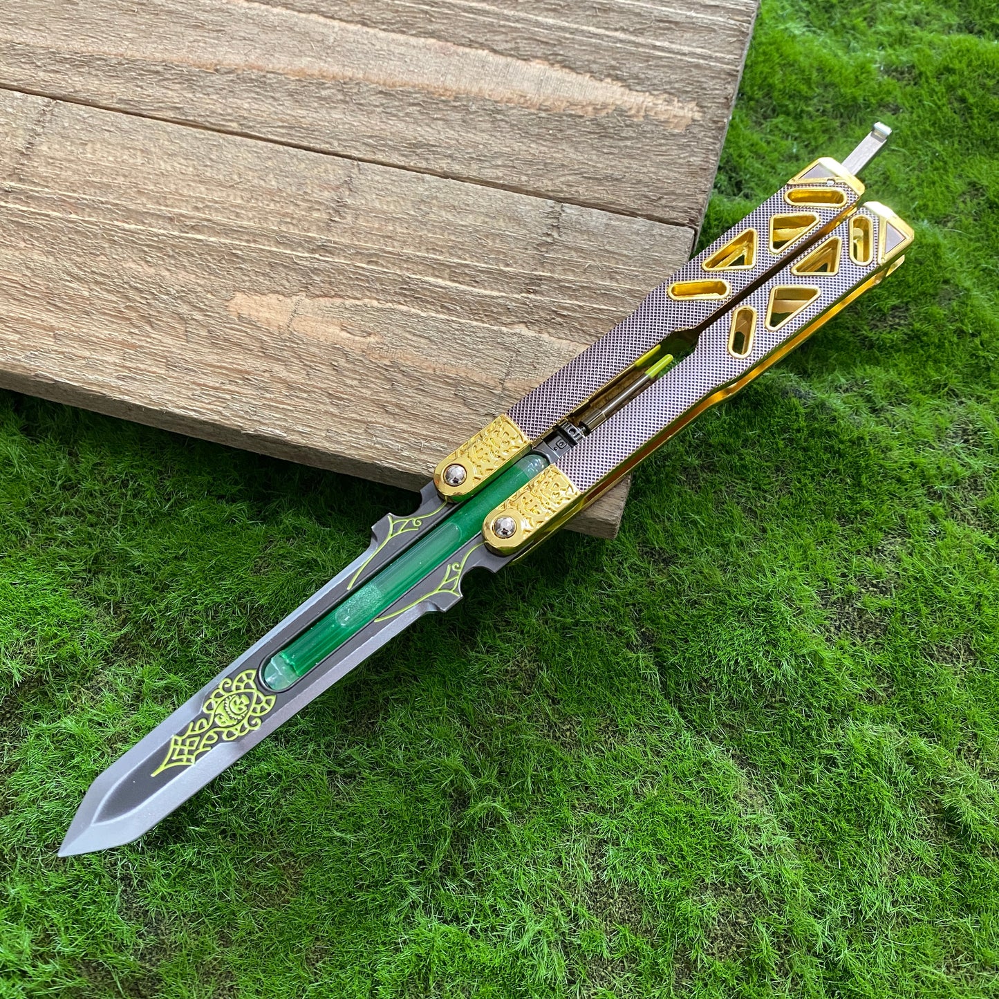 Metal Octane Heirloom V3 Real Liquid Tube Craft Balisong Replica