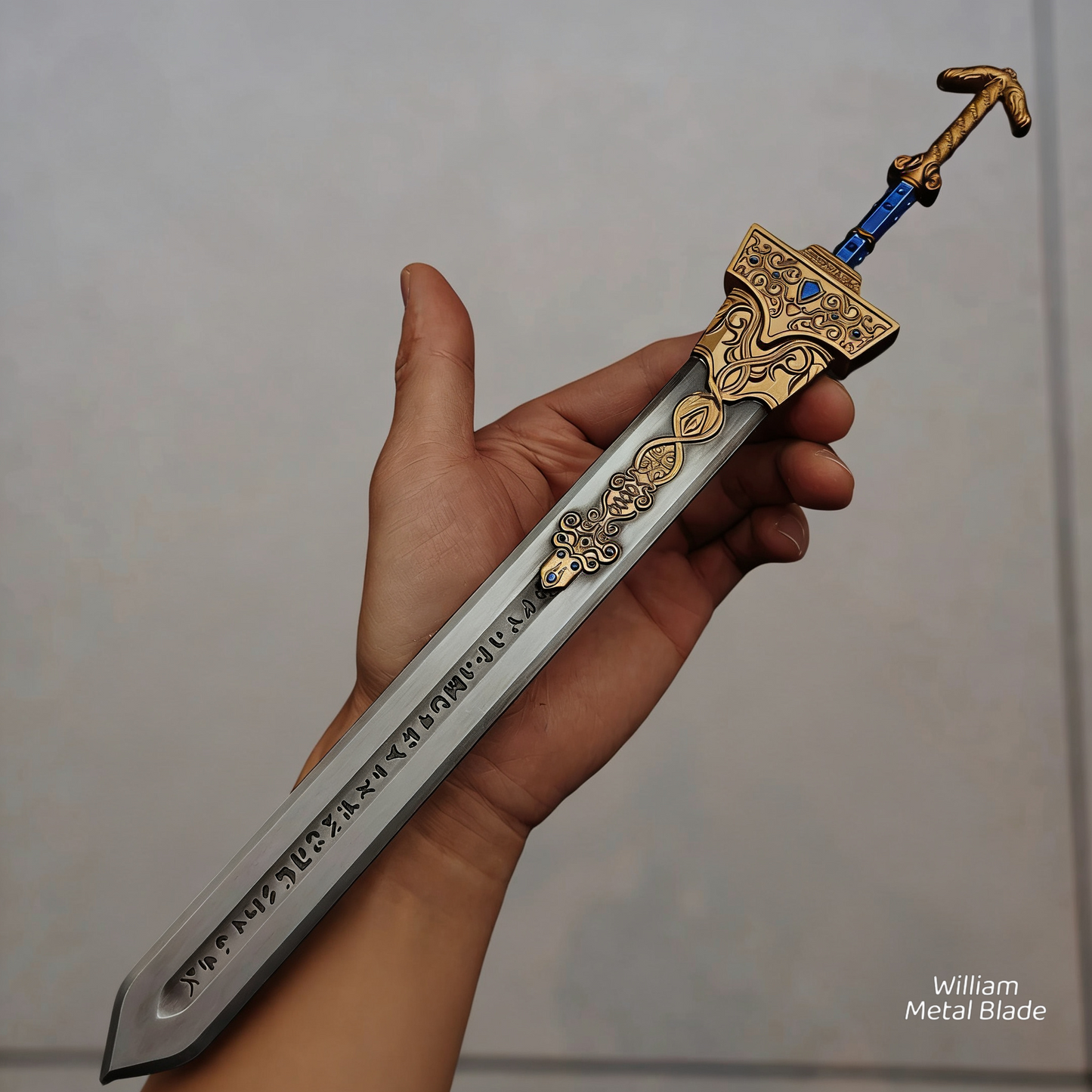 30CM/11.8" ER Soul Game Royal Greatsword Metal Miniature