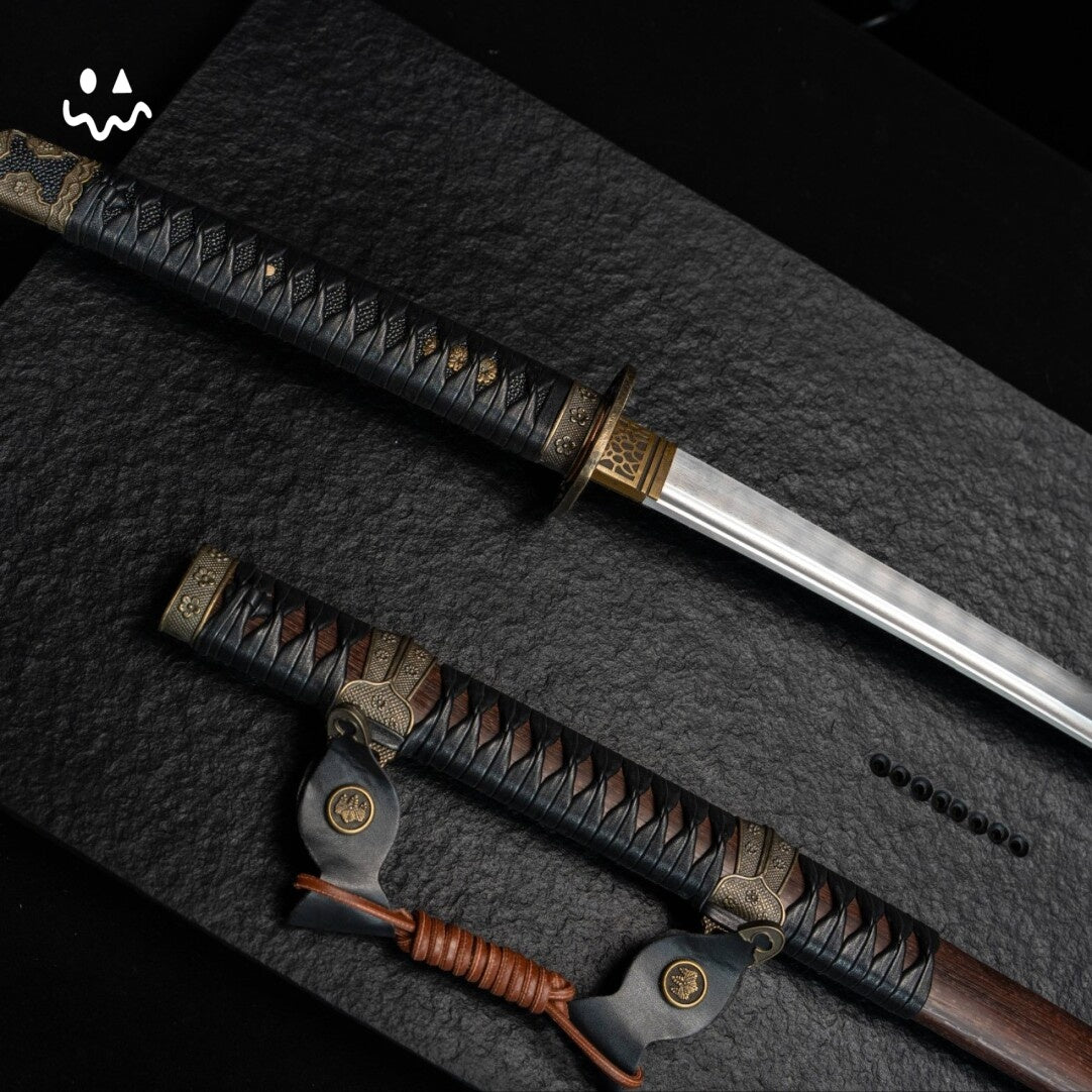102cm/40.6" Saber Japanese Sword Carbon Steel Clay Tempered Sakura Pattern Sharp Handmade Full Tang Samurai Katana
