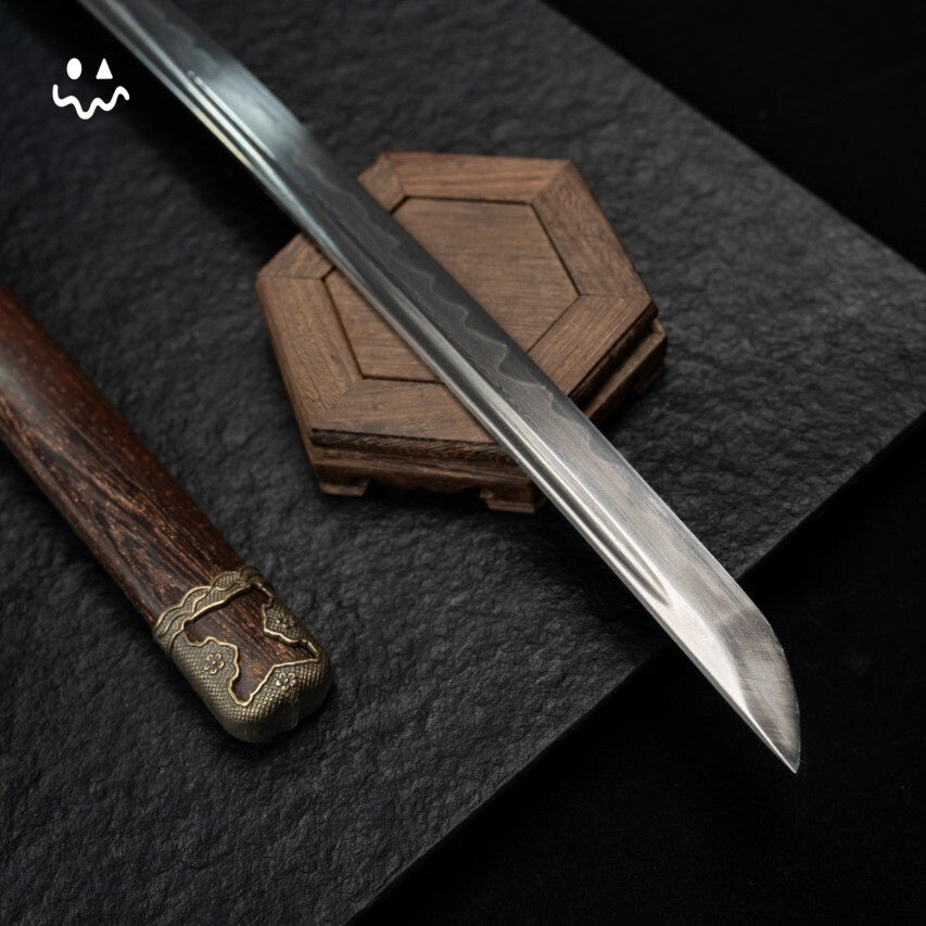 102cm/40.6" Saber Japanese Sword Carbon Steel Clay Tempered Sakura Pattern Sharp Handmade Full Tang Samurai Katana