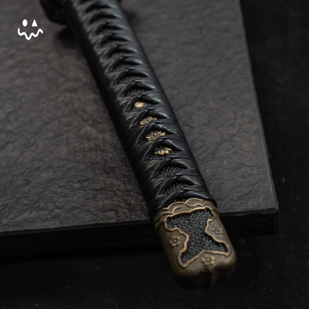 102cm/40.6" Saber Japanese Sword Carbon Steel Clay Tempered Sakura Pattern Sharp Handmade Full Tang Samurai Katana