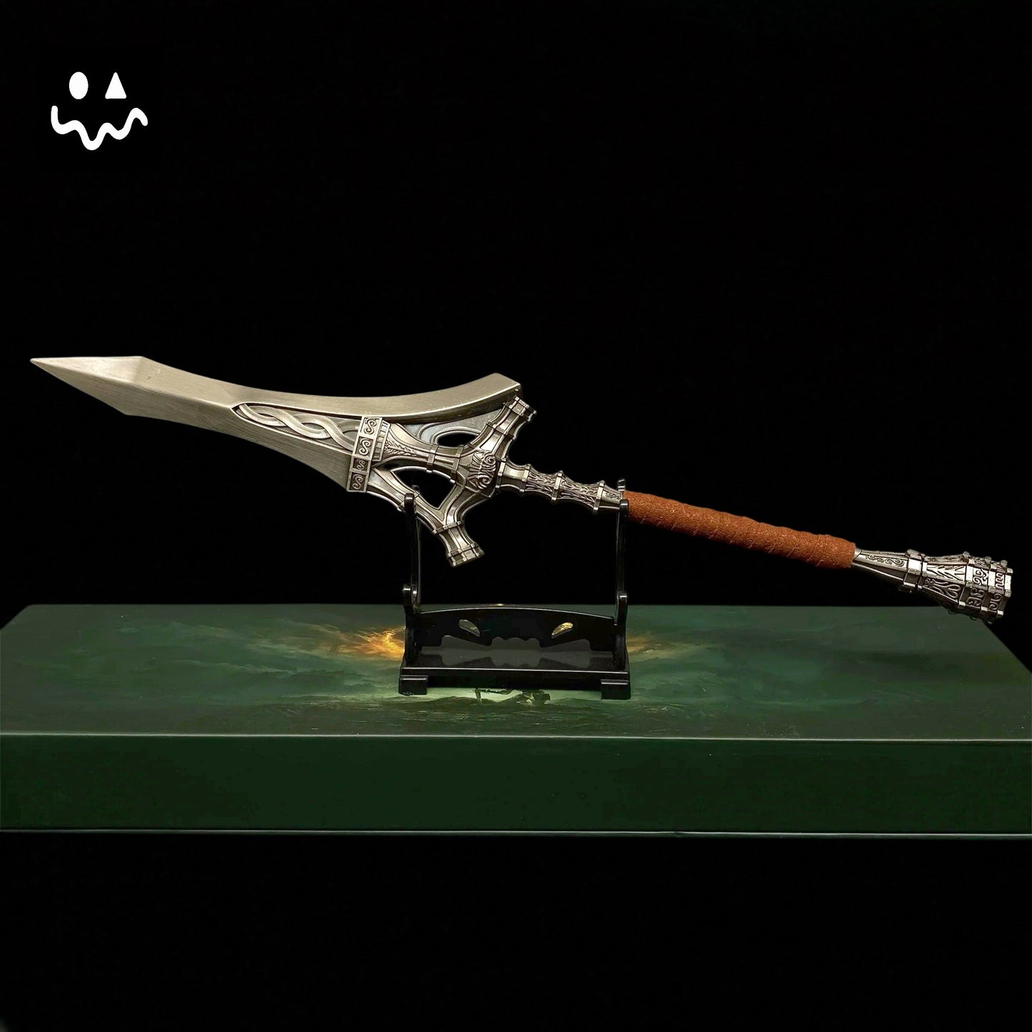 Serpent Hunter Spear Metal Replica With Gift Box