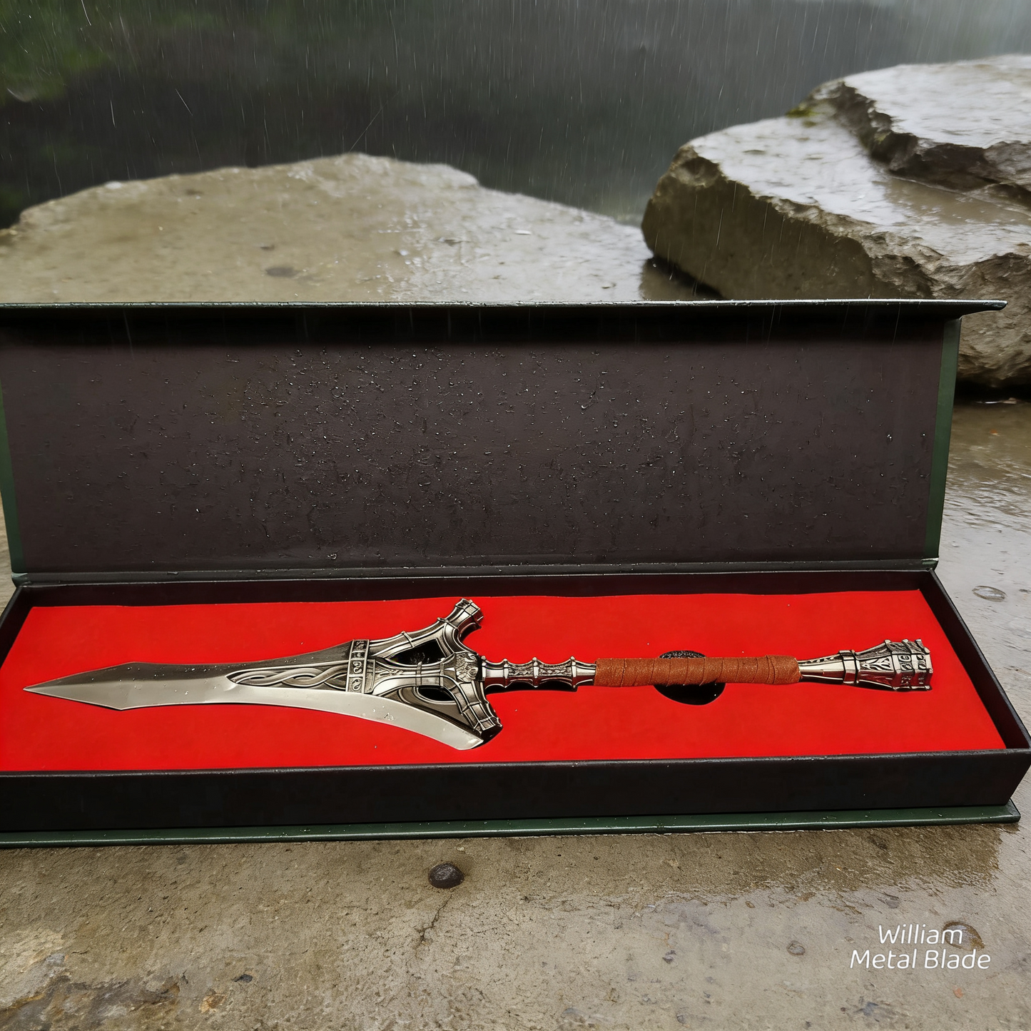 Serpent Hunter Spear Metal Replica With Gift Box