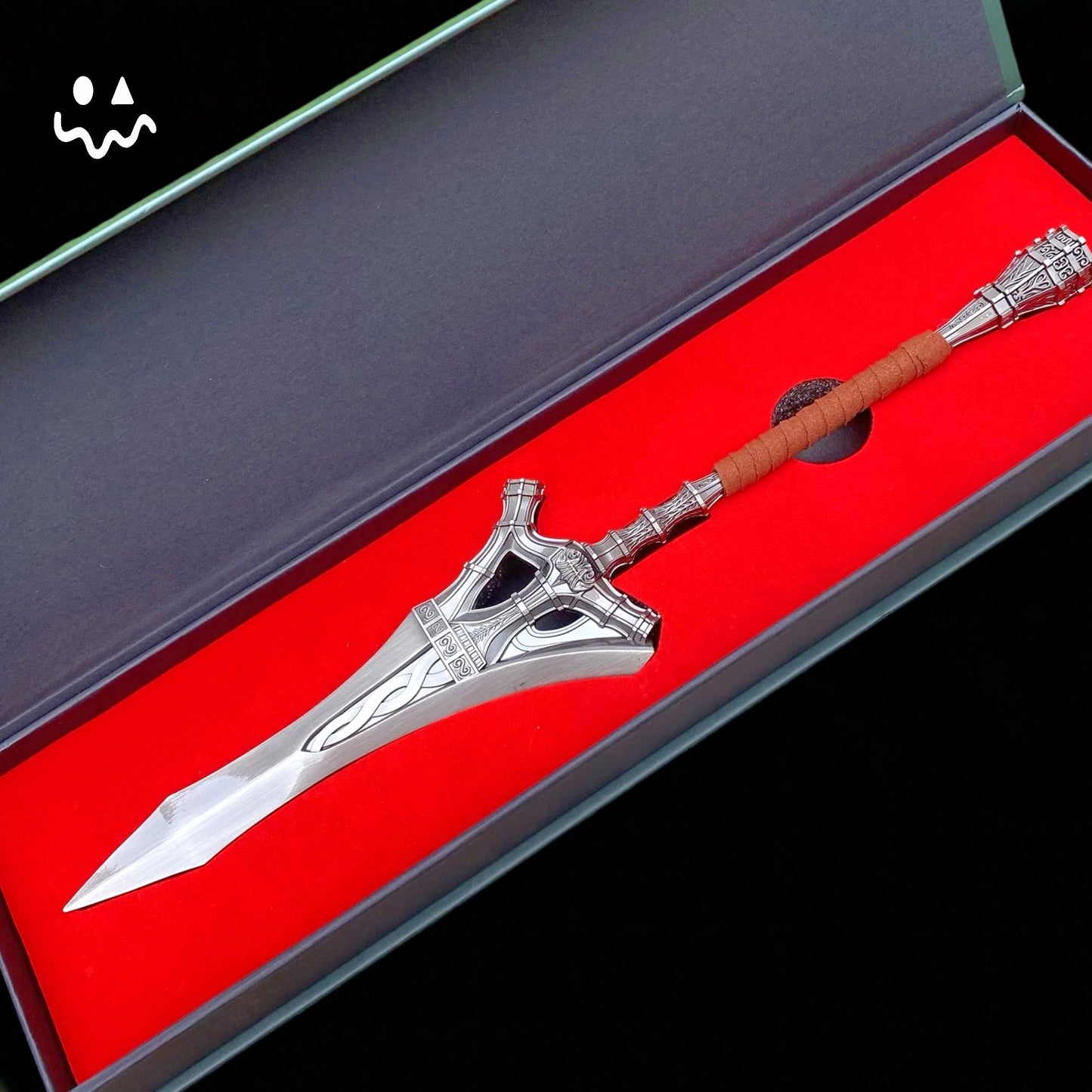 Serpent Hunter Spear Metal Replica With Gift Box