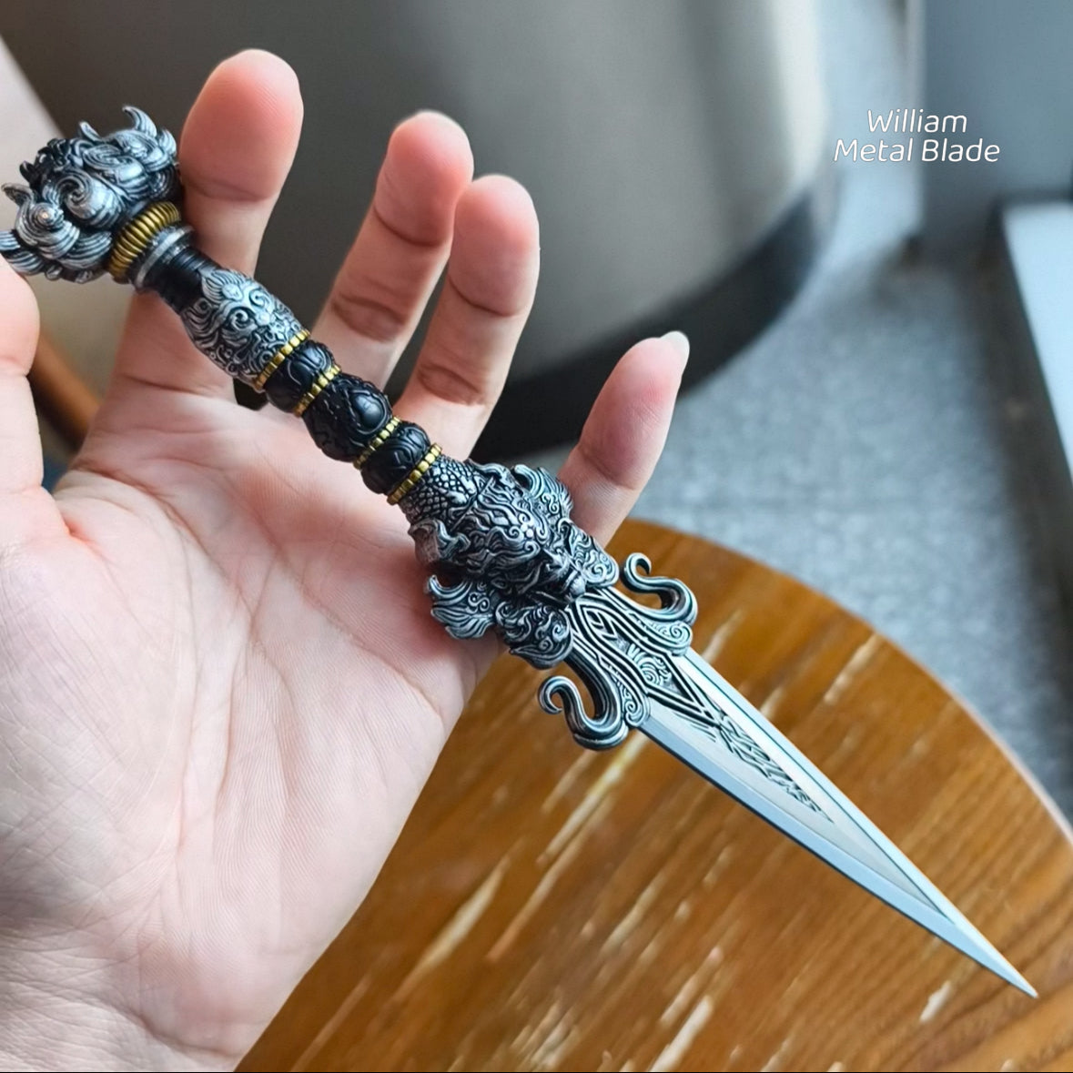 Soul Land Ghostcarving Godly Blade Metal Replica - Dull Blade Prop