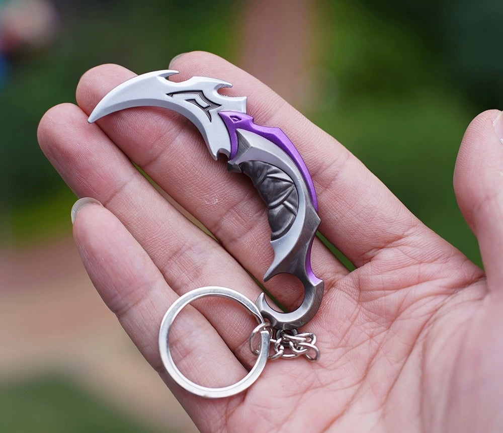 Metal Hot Game Weapons Mini Keychain Pendant